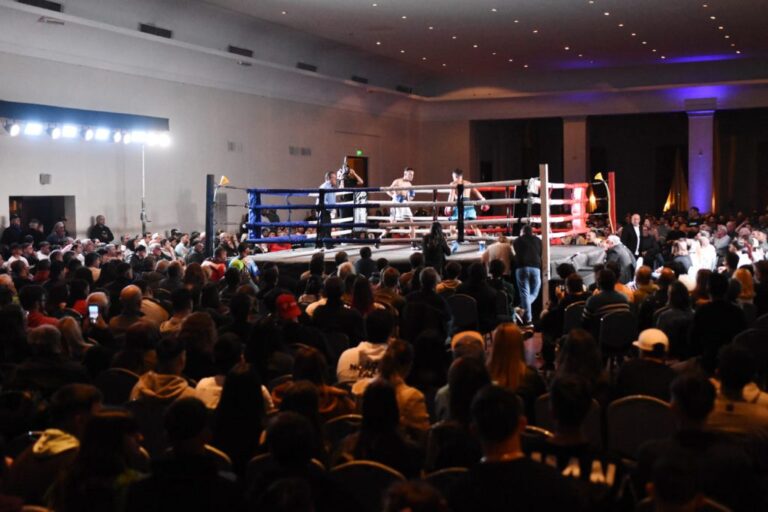 expectacular-evento-de-boxeo-amateur-en